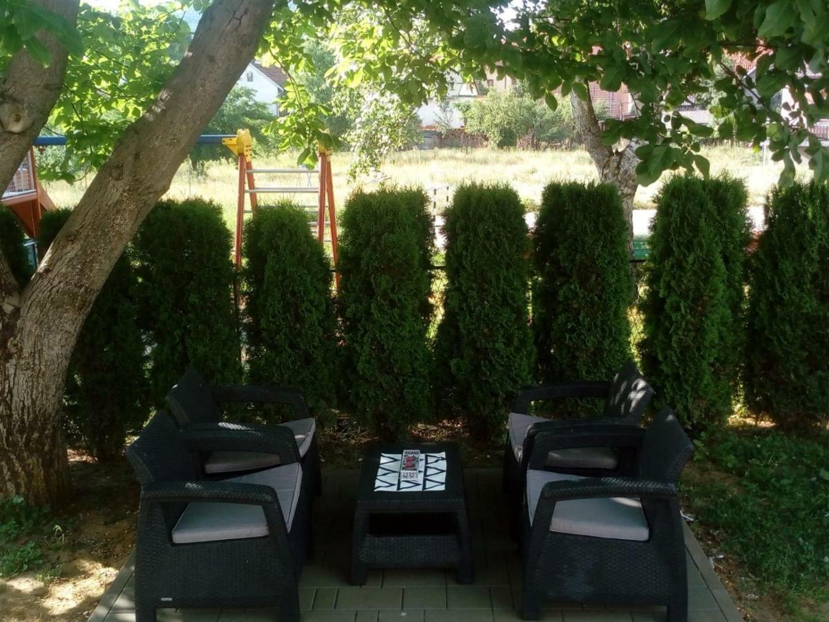 Appartamento House Smolcic Otočac Esterno foto
