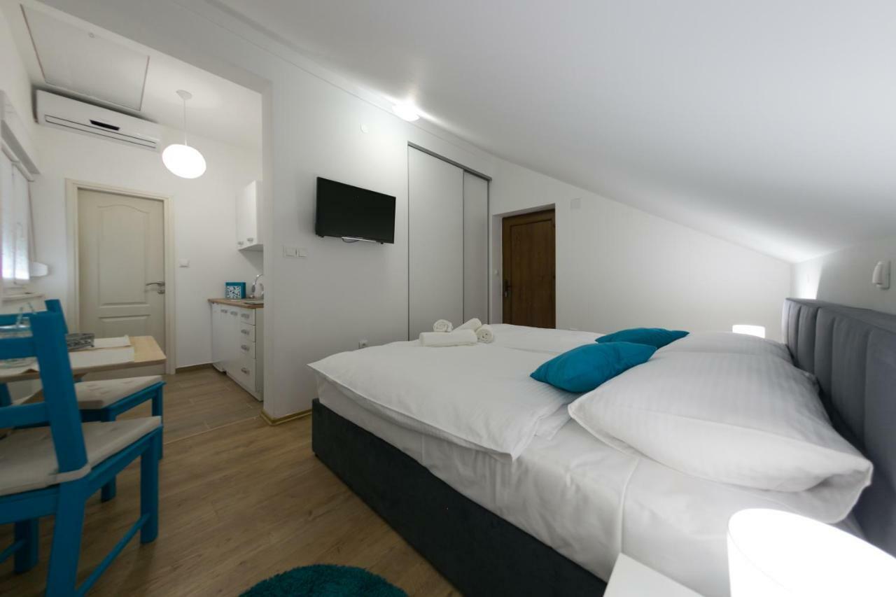 Appartamento House Smolcic Otočac Esterno foto