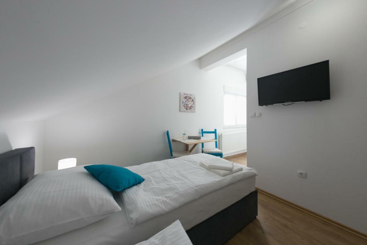 Appartamento House Smolcic Otočac Esterno foto